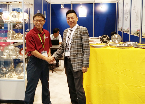 2016.9.12-9.17美國芝加哥國際機(jī)械制造技術(shù)展覽會(huì) (4)